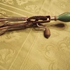 Vintage egg beater